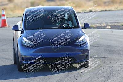 media/Nov-19-2023-Extreme Speed (Sun) [[bd0eec5490]]/Blue/Head On/